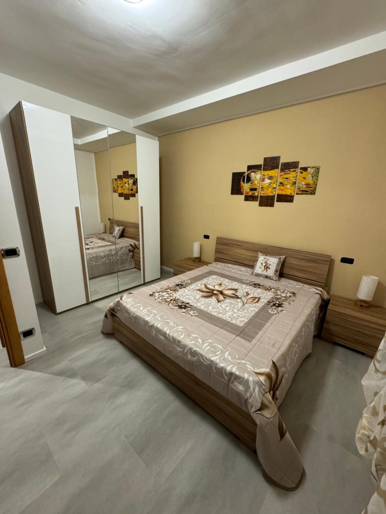 泰尔莫利Baleari House公寓 客房 照片
