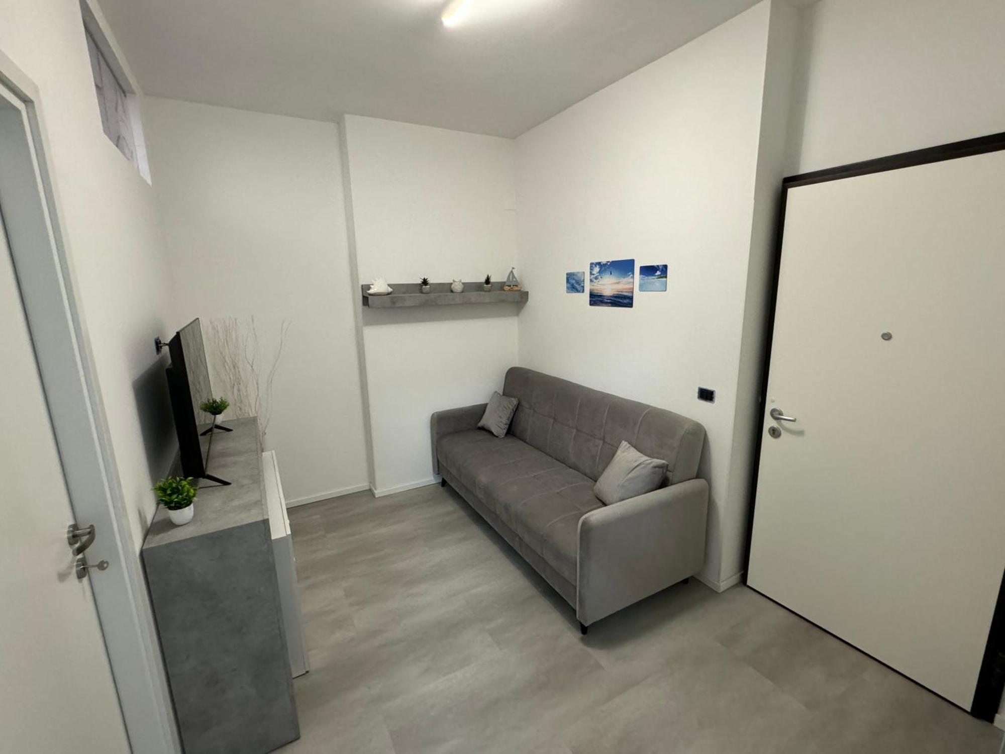 泰尔莫利Baleari House公寓 外观 照片